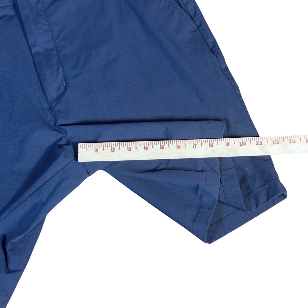 Vineyard Vines On-The-Go Shorts Mens 38 Blue Performance Stretch 1H001073 - Picture 6 of 9